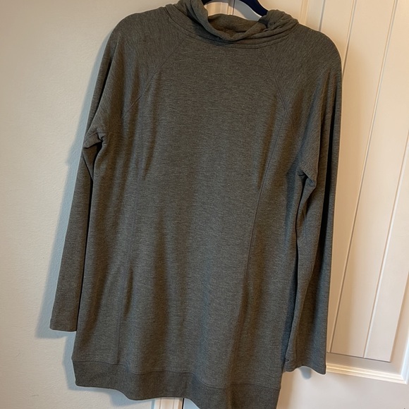 Tek Gear cowl neck tunic top womens sz large - Picture 6 of 6